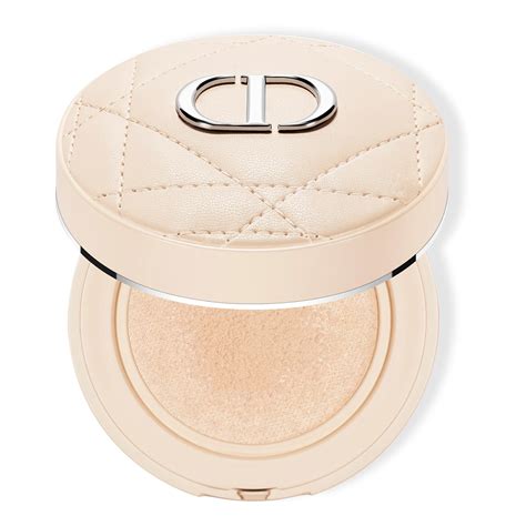 Dior Forever Cushion Powder: pó solto de cuidado fino e fresco